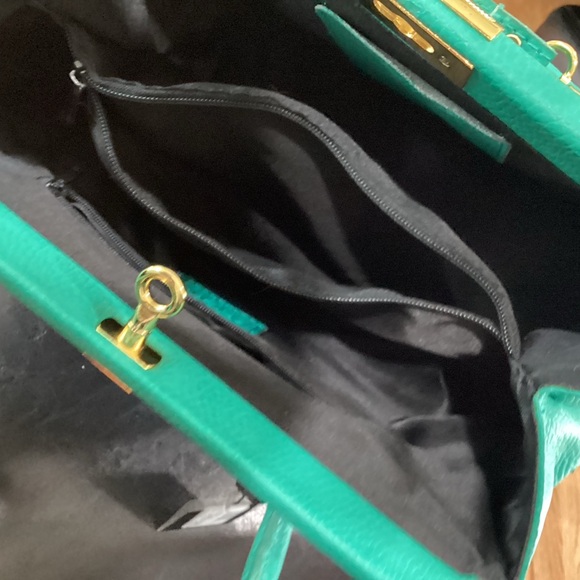 🚨 NWT Vera Pelle Bright Borsa Large Leather Pebble Embossed P… - Picture 9 of 12